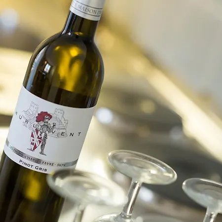 Postgebaeude شقة *