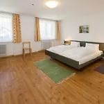 Postgebaeude Apartment